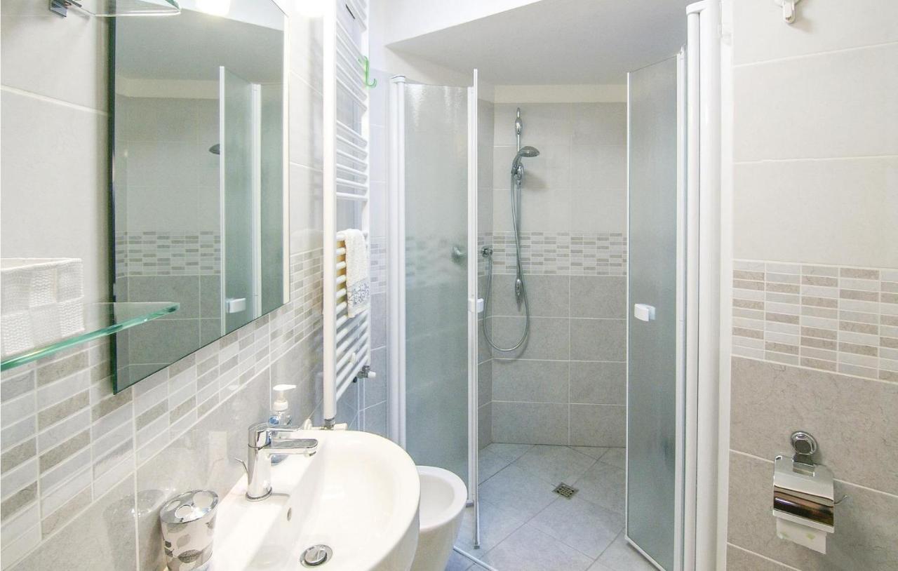 Lovely Home In Montecatini Alto With Kitchen Nievole Bagian luar foto